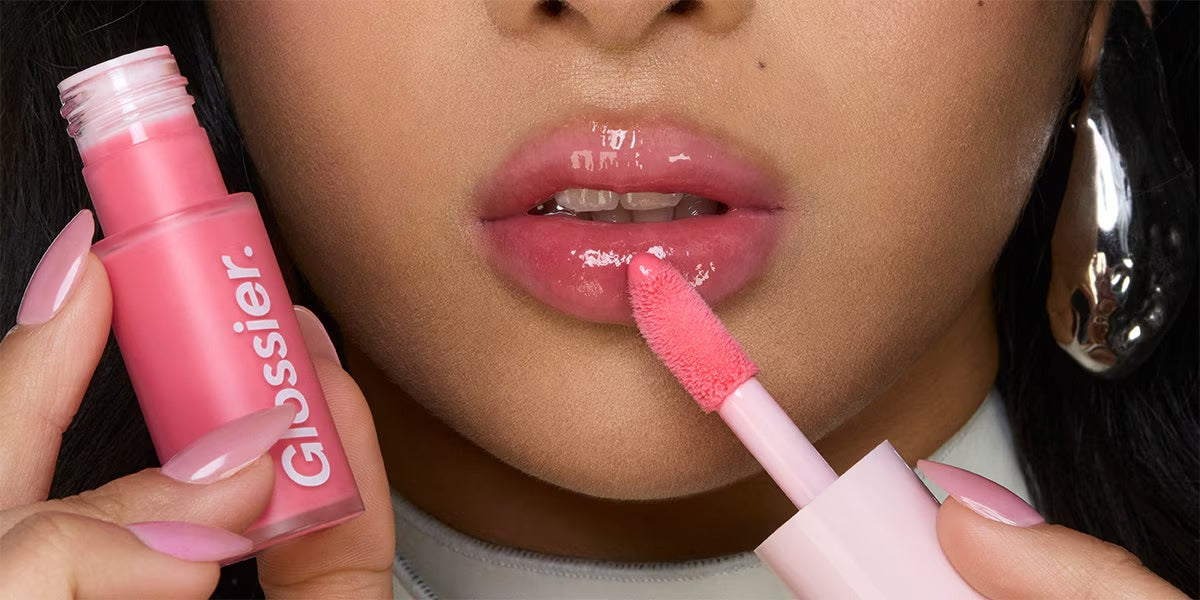 Your Makeup Bag Essentials (and What to Skip)