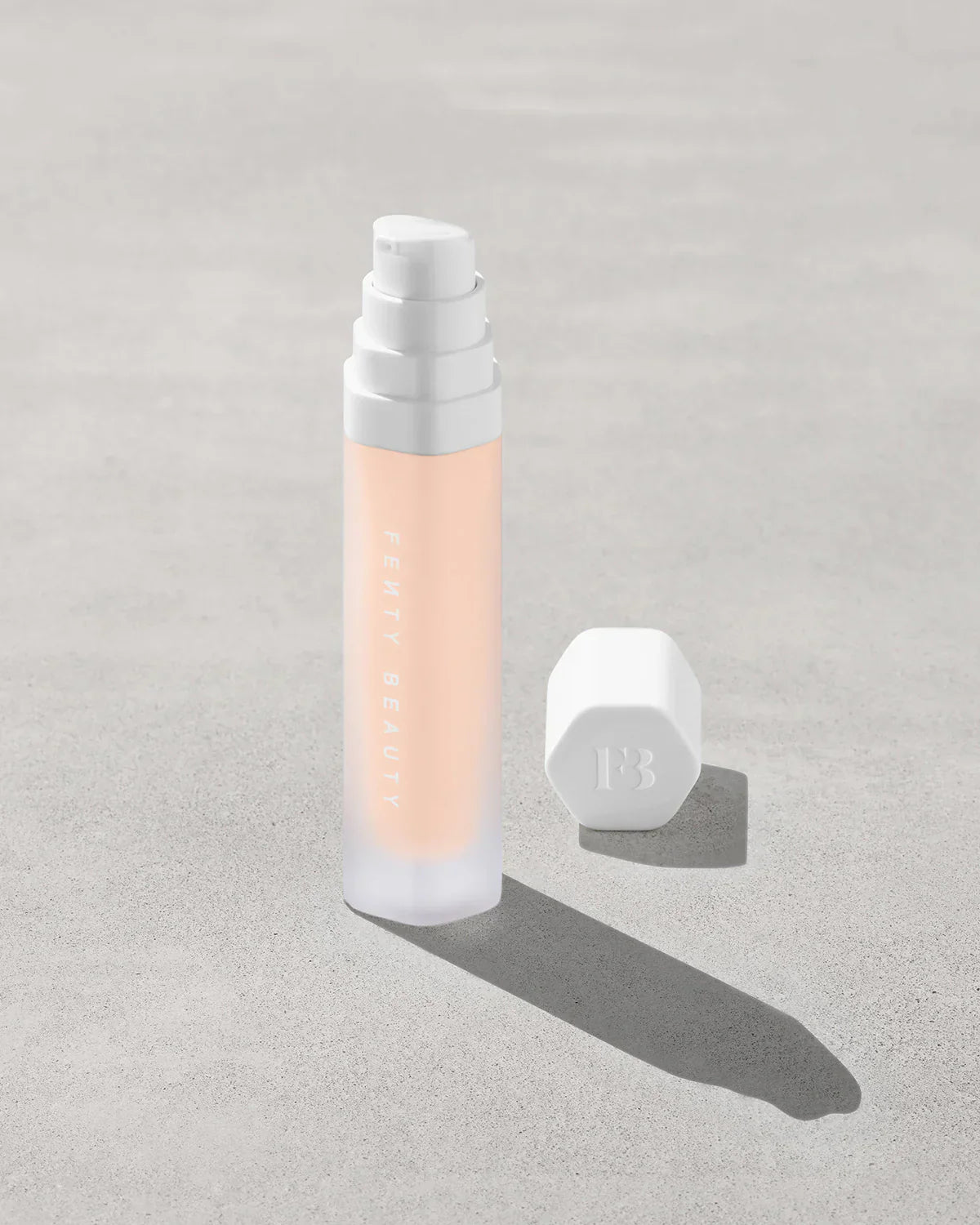 Soft’lit Naturally Luminous Longwear Foundation