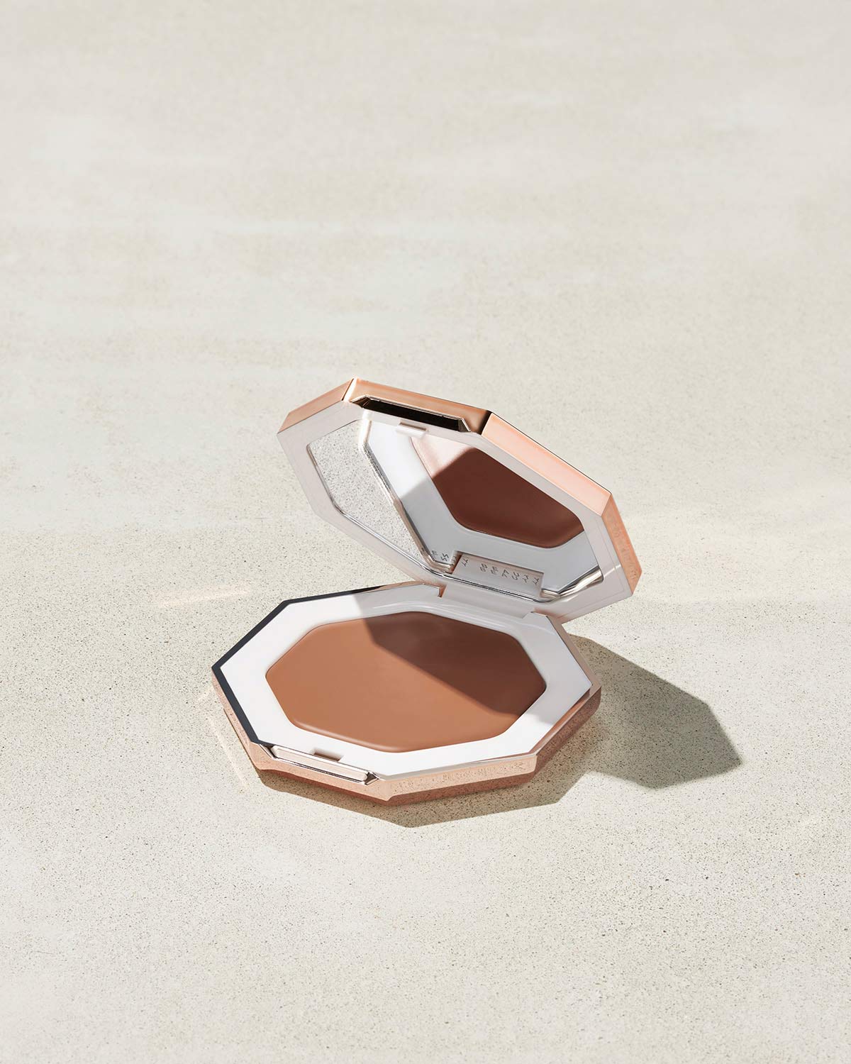 Cheeks Out Freestyle Cream Bronzer