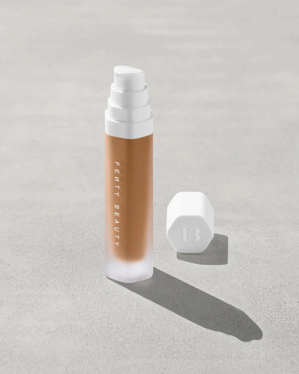 Soft’lit Naturally Luminous Longwear Foundation