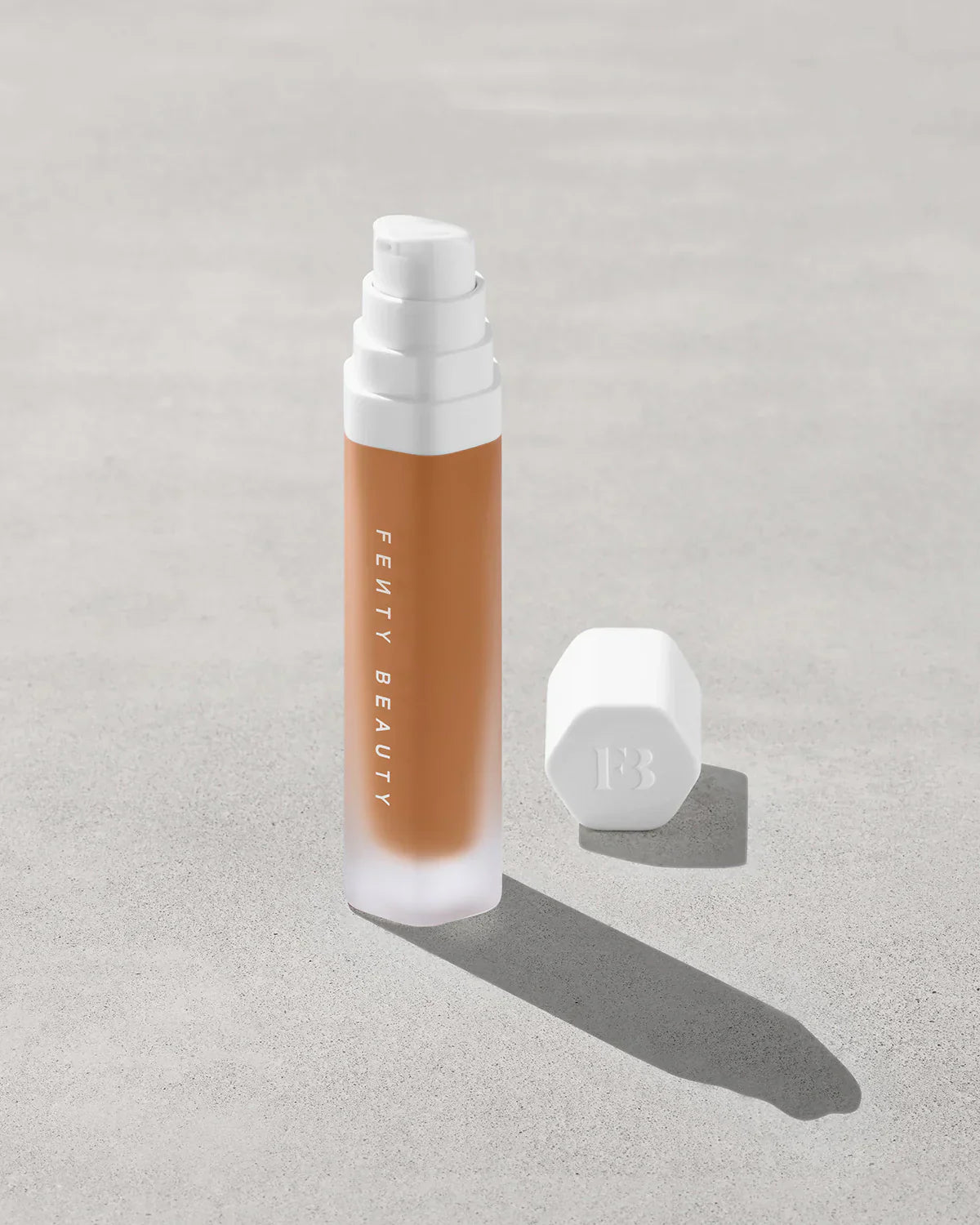 Soft’lit Naturally Luminous Longwear Foundation