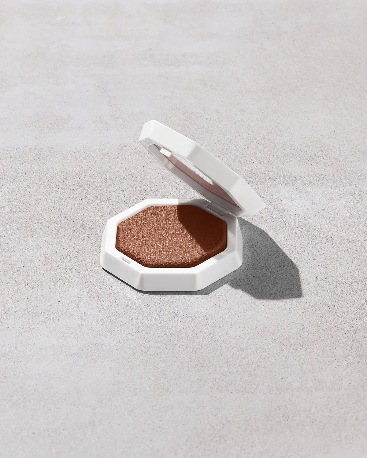 Demi’glow Light-Diffusing Highlighter