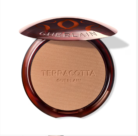 Natural-Origin Bronzing Powder – 96 % Ingredients