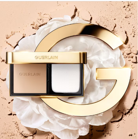 Parure Gold Skin Control – Ultra-Fine Matte Compact Foundation
