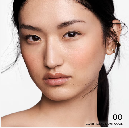 Natural “Glow-Boost” Terracotta Light – 96 % Naturally-Derived Ingredients