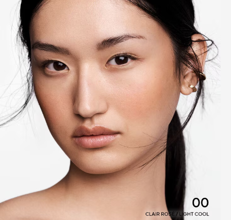 Natural-Origin Bronzing Powder – 96 % Ingredients