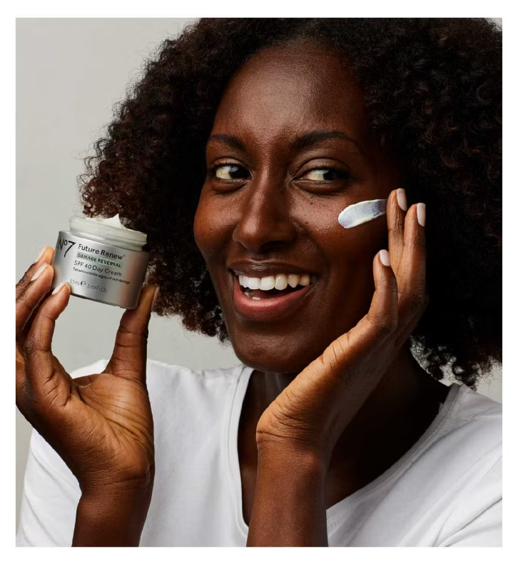 Future Renew Day Cream SPF40