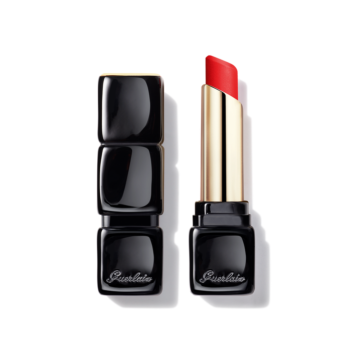 Illuminating Matte Lipstick – 16-Hour Comfort