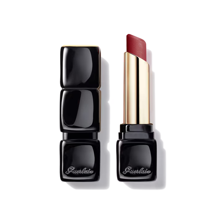 Illuminating Matte Lipstick – 16-Hour Comfort