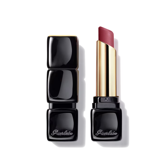 Illuminating Matte Lipstick – 16-Hour Comfort