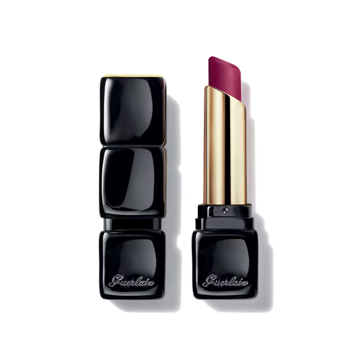 Illuminating Matte Lipstick – 16-Hour Comfort