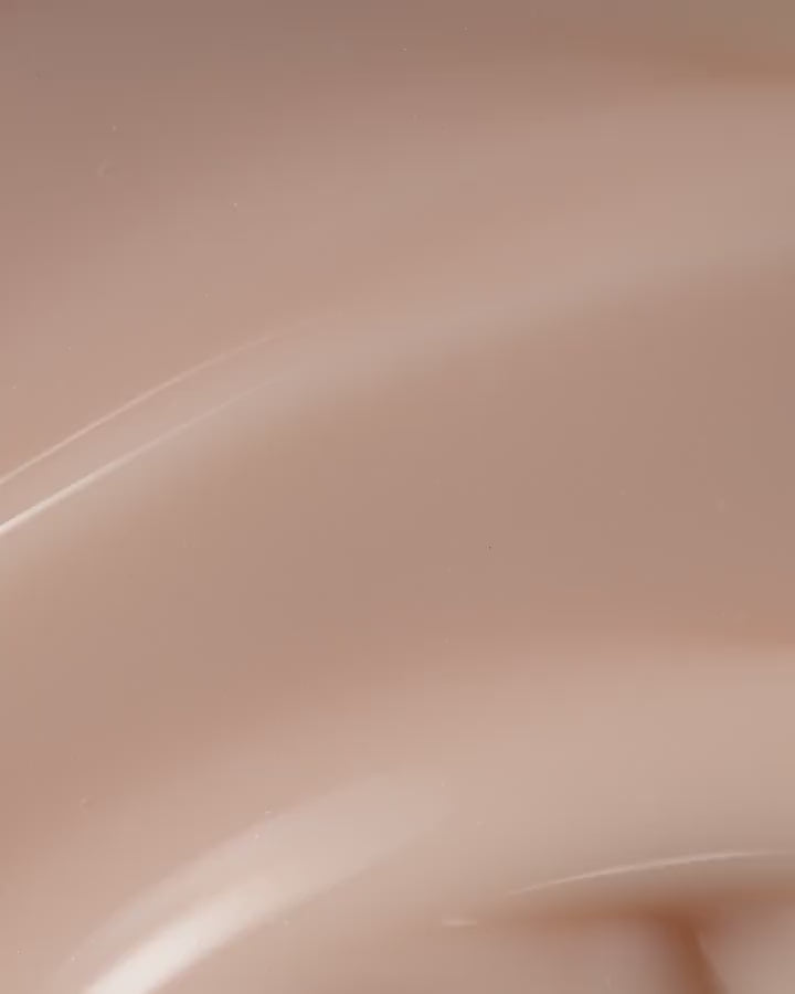 Load video: The Lifting Firming Serum